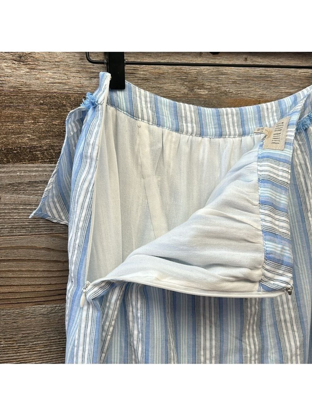 Moon River NWOT Light Blue Striped Ruffle Fringe High Low Maxi Skirt 100% cotton - Picture 7 of 12